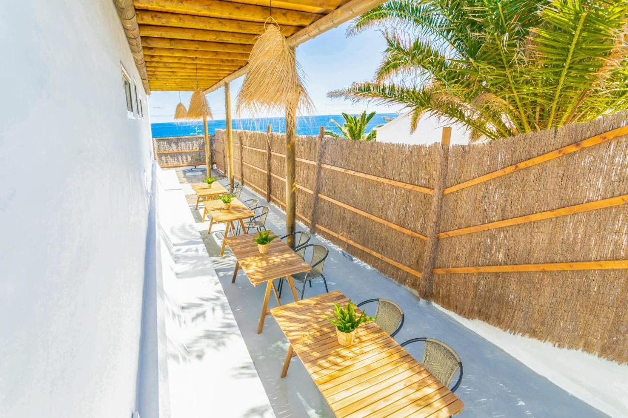 Boutique Beach Villa By Lanzarote Retreats - Private Pool - 1 Min Walk To Sea Pool Charco del Palo Bagian luar foto